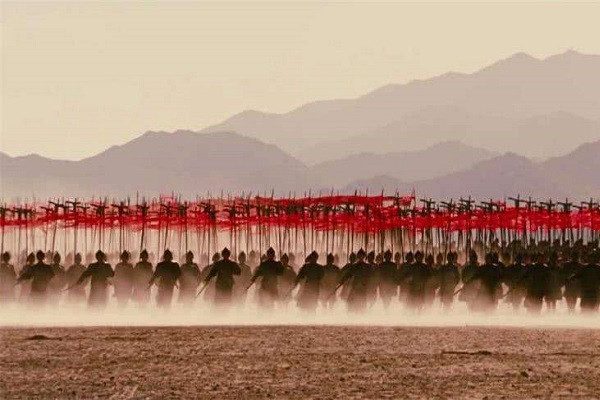 同是历史中的大王朝，汉朝与唐朝到底谁的兵力更强？